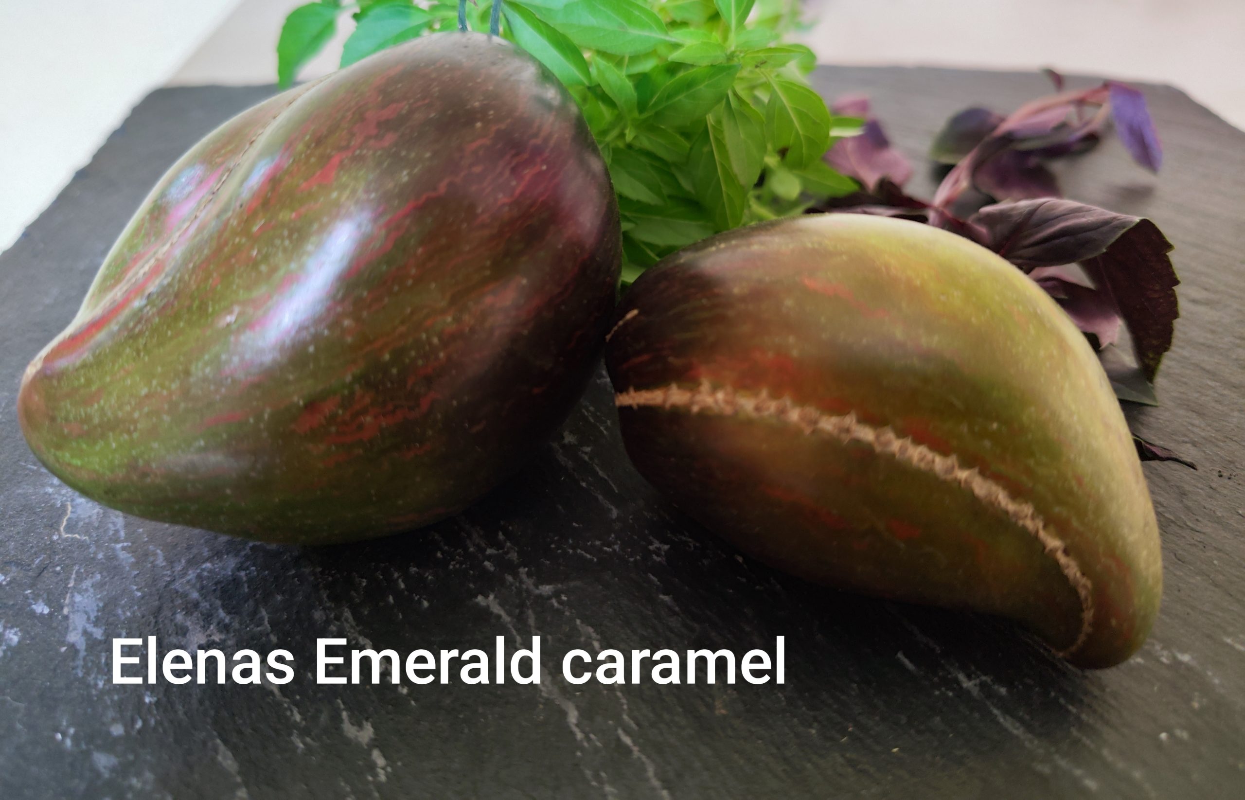 Izumrudnaya karamel Yelny